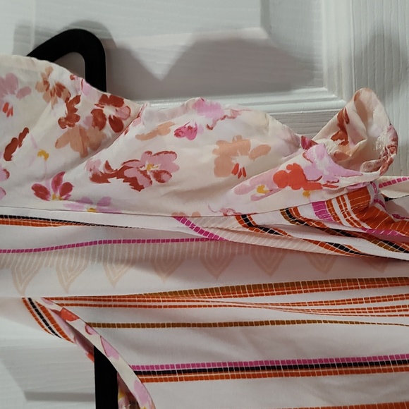 Tribal Dress - Picture 3 of 4